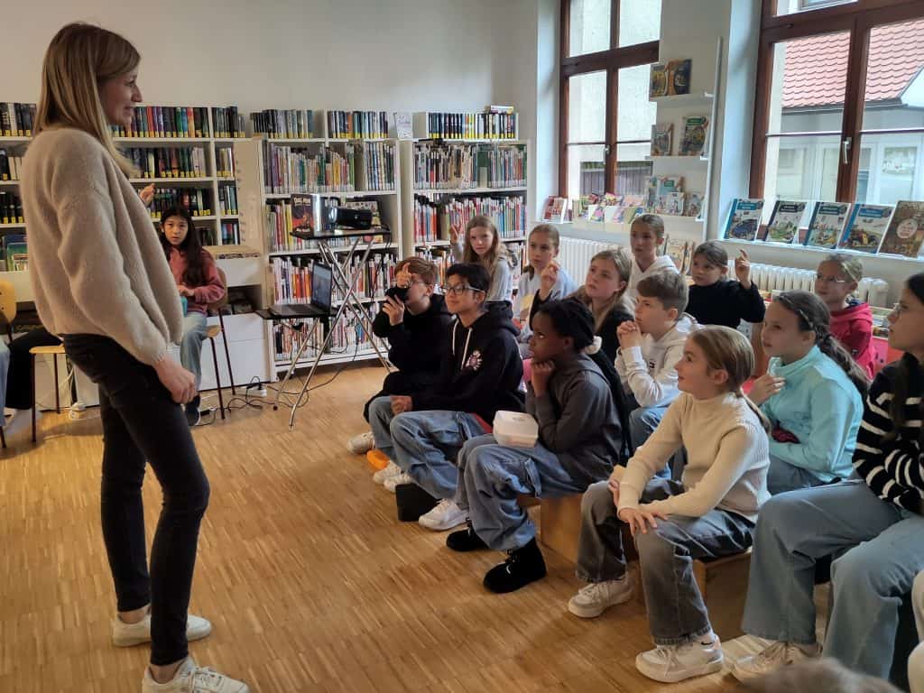 Ein schöner Klassenausflug in die Stadtbücherei Laichingen