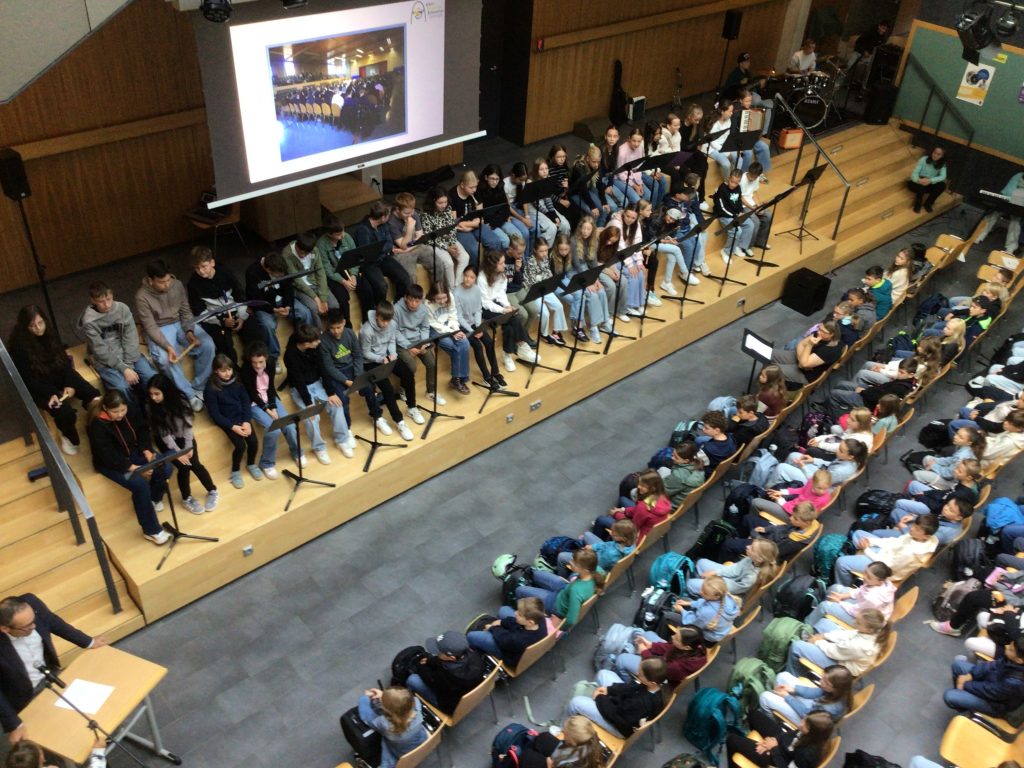 Feierliche Aufnahme der neuen Fünftklässler*innen des ASG