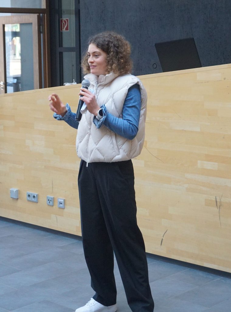 Vortrag von Alina Reh in der Reihe "Berichte aus dem Leben"