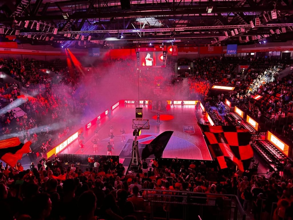 Erste SMV-Sportfahrt in die Basketballarena Neu-Ulm