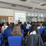ASG-Schüler*innen nehmen am Workshop zu Faktenchecks teil