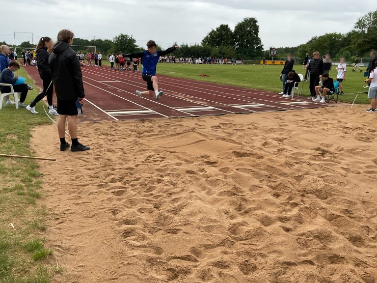 Impressionen der Bundesjugendspiele 2026 am ASG Laichingen