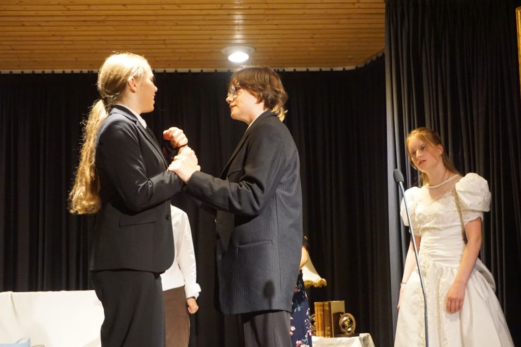Impressionen des Theaterstücks "Der Zinker" der Theater AG