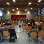 Unterstufe des Albert-Schweitzer-Gymnasiums schließt das Schuljahr mit einem lebhaften Revue-Programm ab